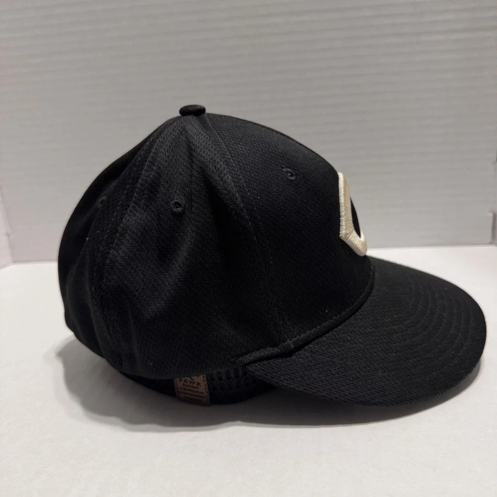 Richardson PTS40 Cincinnati Reds Hat Black Performance Baseball Cap XS-SM